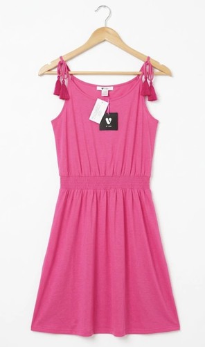 Very hot pink tassel - hot, strap